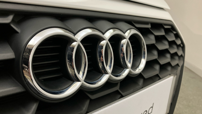 Audi A3 30 TFSI Technik 5dr Petrol Hatchback